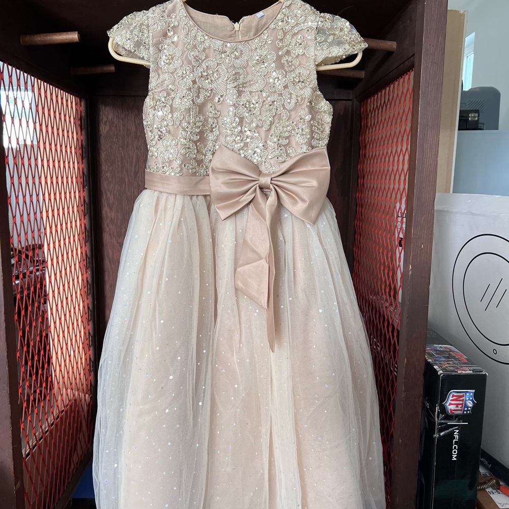 Cream Flutter Sleeve Sundress with Crew Neck